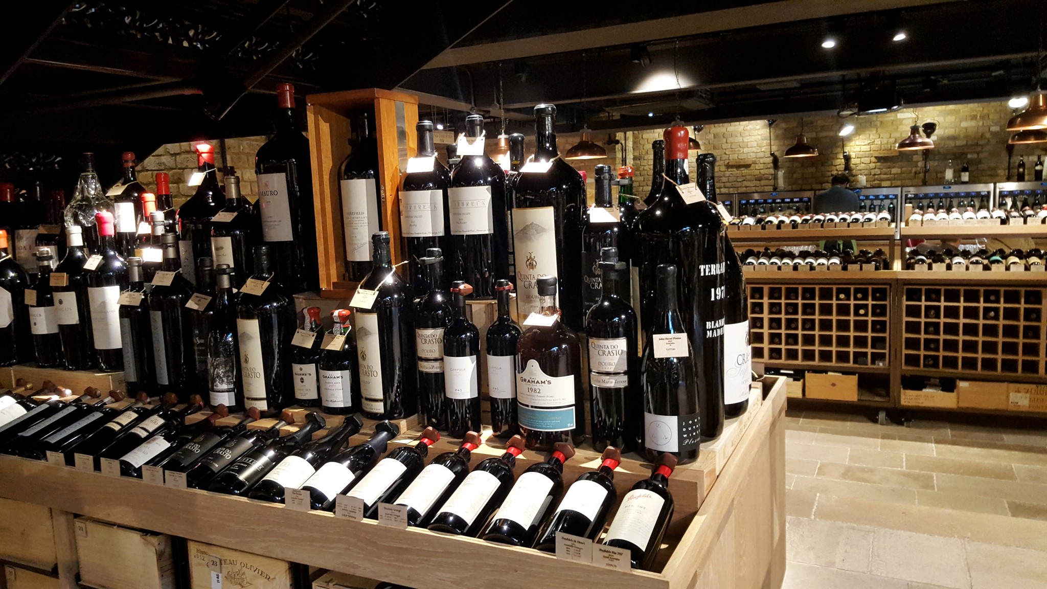 Hedonism Wines (Londres) – Joli